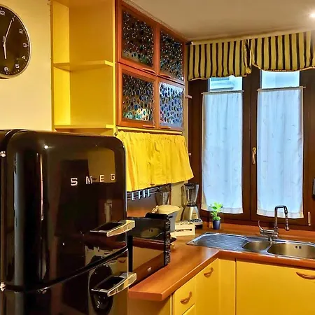Vfh Stylish Boutique Apartment-city Center Apartment
